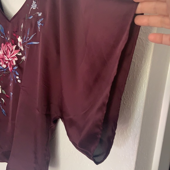 White House Black Market Blouse size XSP - Picture 3 of 7